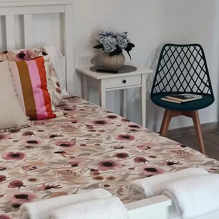 Rurales Candelas * Santa Marta de Magasca