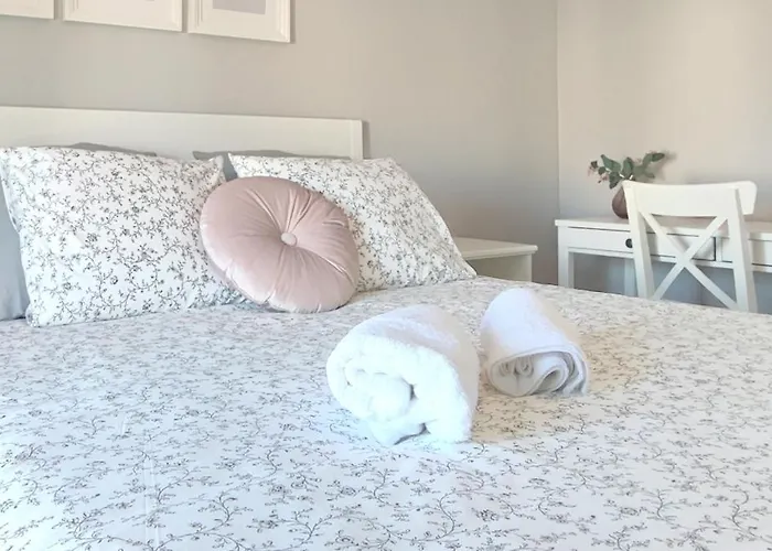 Rurales Candelas * Santa Marta de Magasca